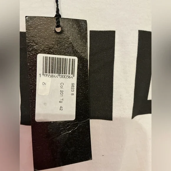 FENDI Authentic Vintage Unisex Logo Short Sleeve Tee New w Tags GB Size 12 Small - Picture 4 of 16